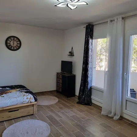 Apartment Hosted By Adrian
